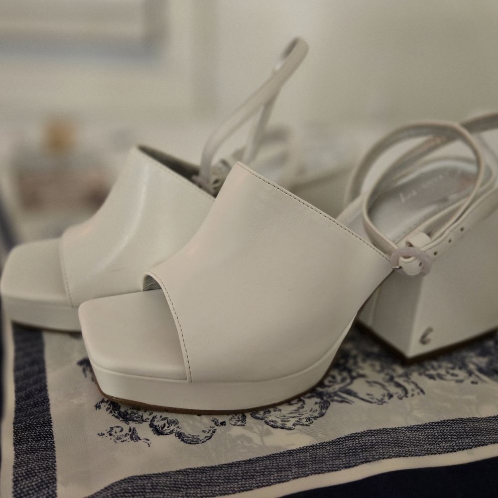 Circus by Sam Edelman White Platform Sandals